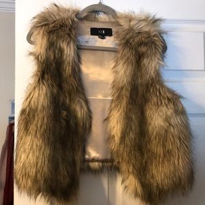 Forever 21 faux fur vest